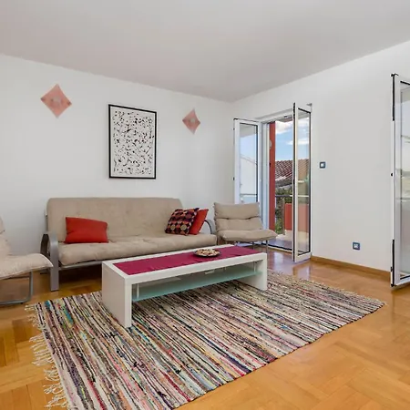 Gorgeous In Barbat With Wifi Apartment *
