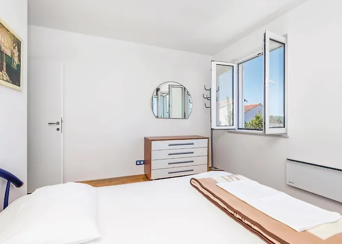 Cozy In Barbat With Wifi Apartamento